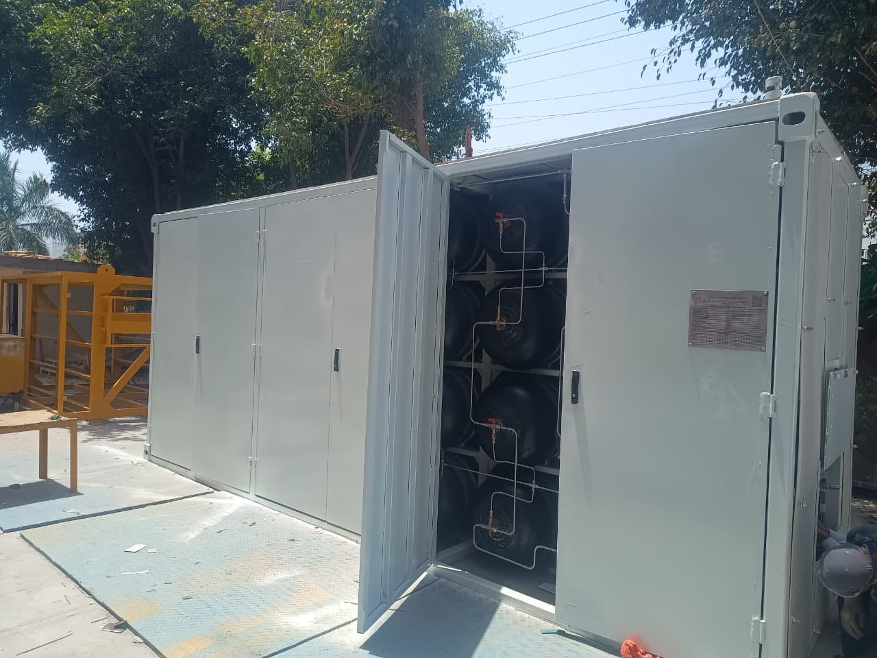 Cylinder bank behind the access doors